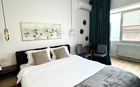 Town Spot - Premium Studio - Sanador Victoriei